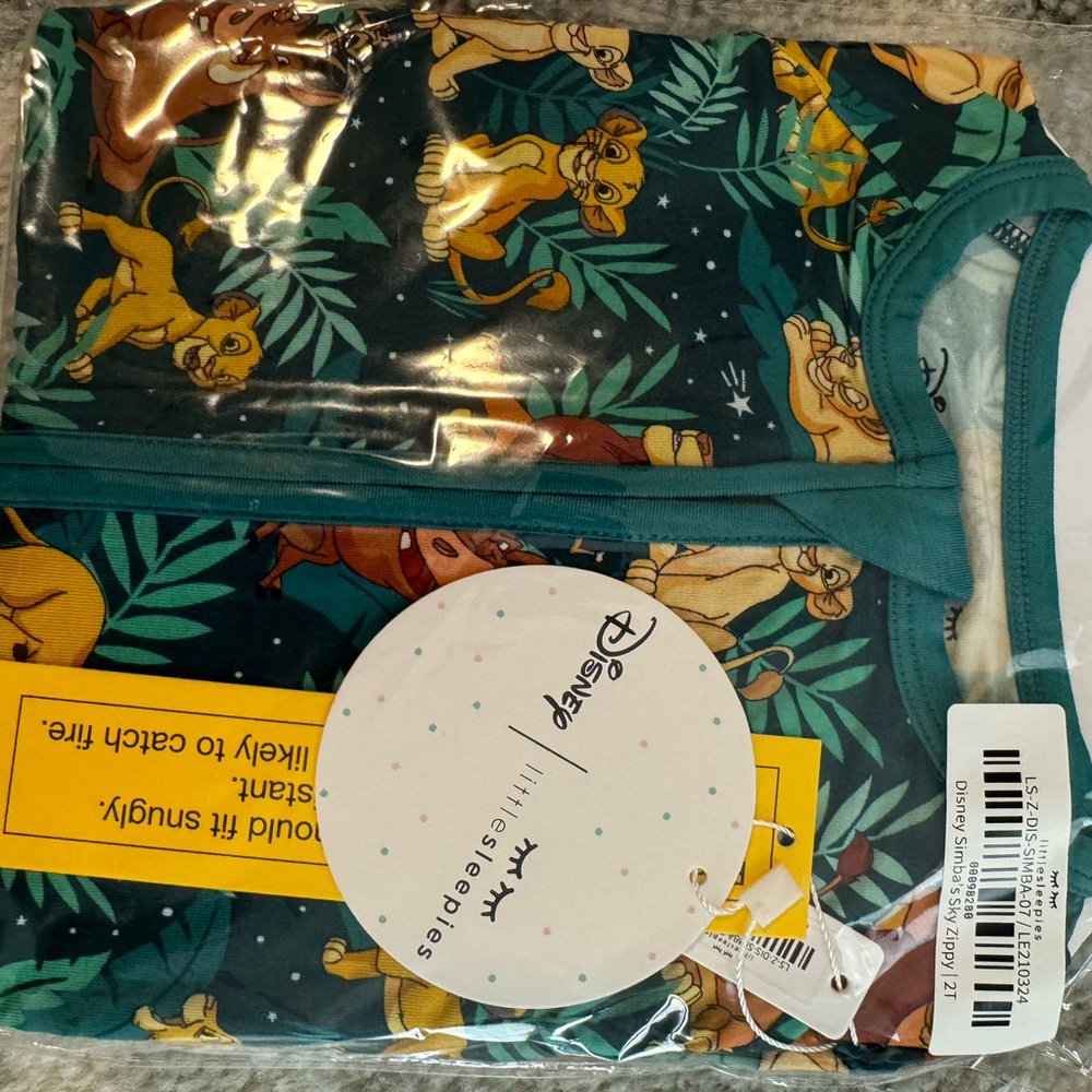Little Sleepies Disney Simba’s Sky Zippy 2T